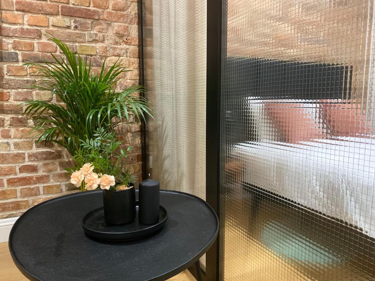 Apartament Aleja 22 Poznań Eksteriør bilde