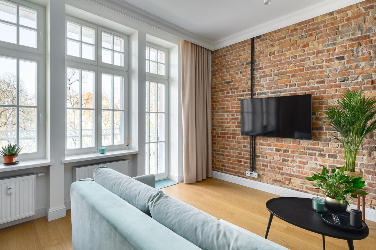 Apartament Aleja 22 Poznań Eksteriør bilde